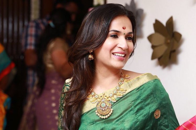 Twitter@soundaryaarajni