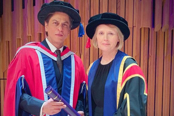 Twitter@iamsrk