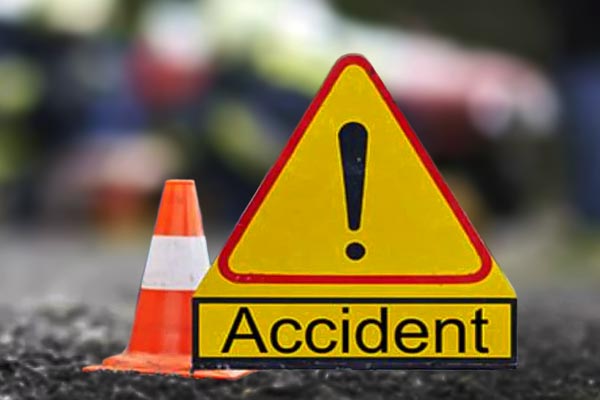bus accident in pune express way bus accident in pune express way