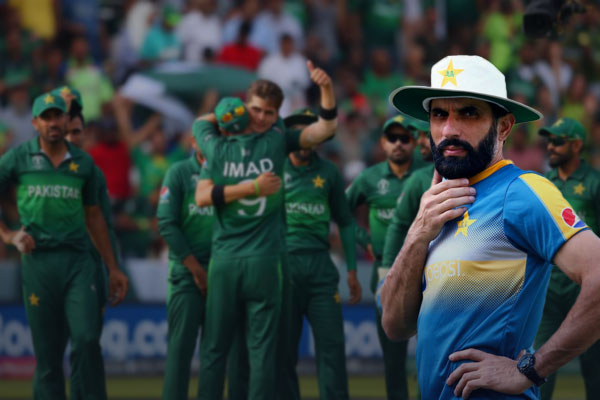 Sarfaraz out of Pak team on Australia tour Sarfaraz out of Pak team on Australia tour