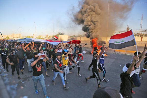 Anti-government protests continue in Iraq for a month Anti-government protests continue in Iraq for a month