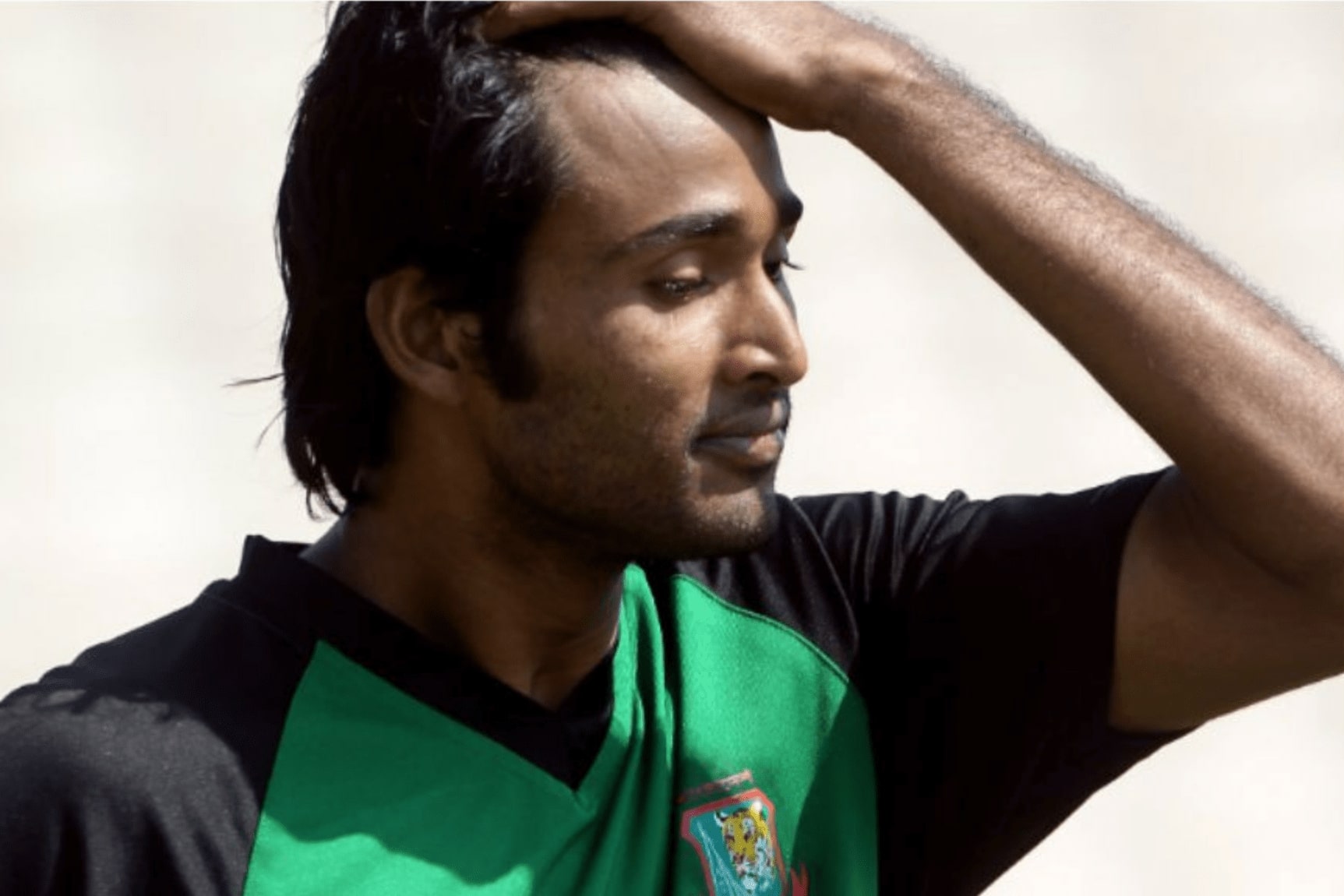 Bangladeshi batsman beaten partner for not flashing the ball Bangladeshi batsman beaten partner for not flashing the ball