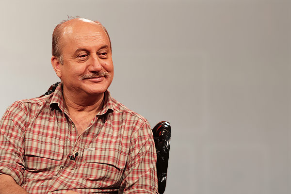 Anupam Kher shared such a video, people shocked Anupam Kher shared such a video, people shocked