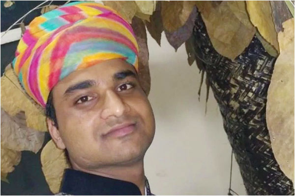 Ruckus over appointment of Feroz Khan in Sanskrit department Ruckus over appointment of Feroz Khan in Sanskrit department