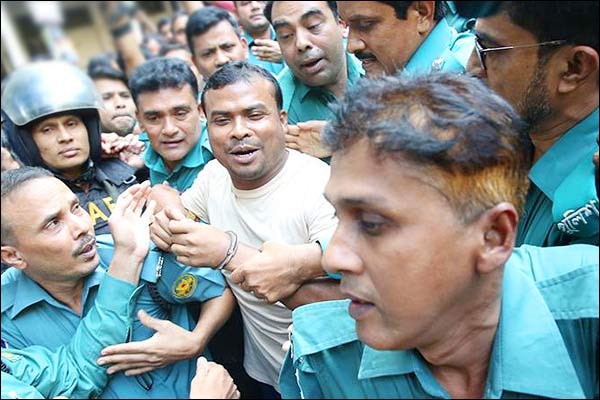 On hearing the verdict, a terrorist raised slogans of Allah-Hu-Akbar: Terriorist Attack On hearing the verdict, a terrorist raised slogans of Allah-Hu-Akbar: Terriorist Attack