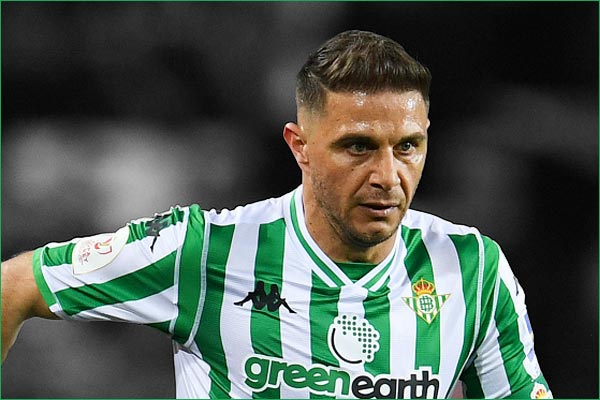 Joaquin became the oldest footballer with a hattrick Joaquin became the oldest footballer with a hattrick