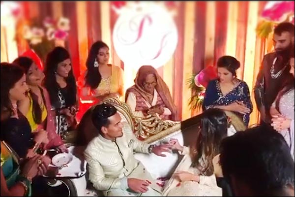 20-year-old Indian bowler engaged to long time girlfriend 20-year-old Indian bowler engaged to long time girlfriend