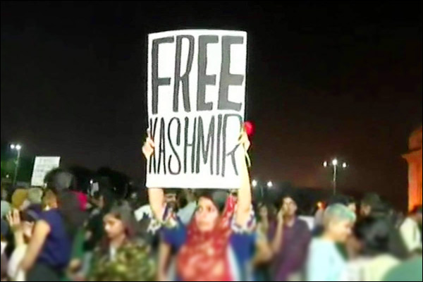 Mehak Mirza Prabhu says Was talking about Internet shutdown apologise for Free Kashmir poster Mehak Mirza Prabhu says Was talking about Internet shutdown apologise for Free Kashmir poster