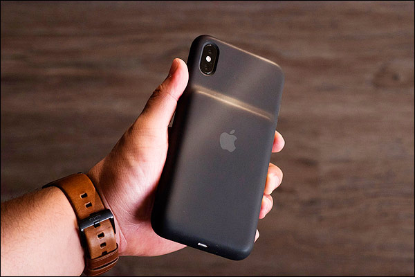 Apple replacing iPhone battery cases for free due to charging problems Apple replacing iPhone battery cases for free due to charging problems