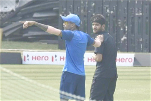 Hardik Pandya Takes Part in Practice with Indian Team in Mumbai Hardik Pandya Takes Part in Practice with Indian Team in Mumbai