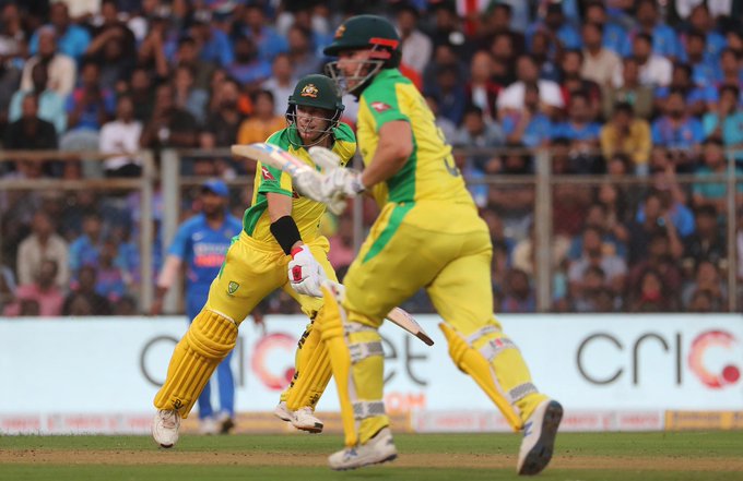 For the 1st time in ODI history Australia beat India by 10 wickets For the 1st time in ODI history Australia beat India by 10 wickets