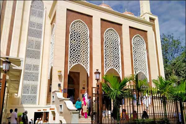 Bengaluru Modi Masjid opened for non-Muslims for the first time Bengaluru Modi Masjid opened for non-Muslims for the first time