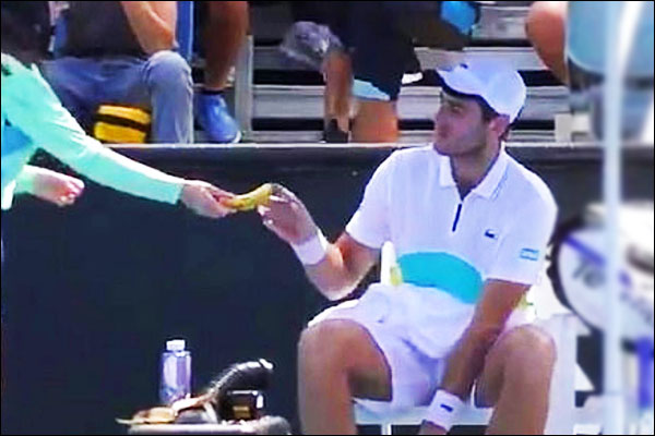 Tennis Player Asks Ballkid To Peel Banana then Umpire Tells Him Off Tennis Player Asks Ballkid To Peel Banana then Umpire Tells Him Off