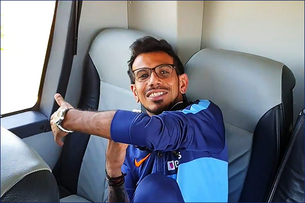 Yuzvendra Chahal Gets Emotional and Reveals Seat On Bus Still Reserved For MS Dhoni Yuzvendra Chahal Gets Emotional and Reveals Seat On Bus Still Reserved For MS Dhoni
