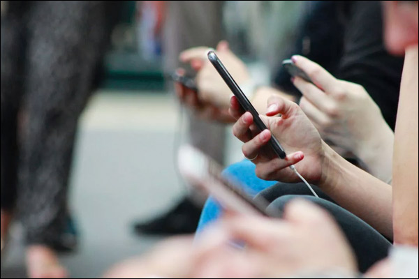 Social media firms to reveal identity of 400 million Indian users Social media firms to reveal identity of 400 million Indian users