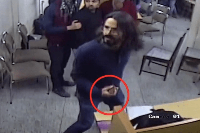 Delhi police shared a video showing rioters'entering Jamia library post lathicharge by police Delhi police shared a video showing rioters'entering Jamia library post lathicharge by police
