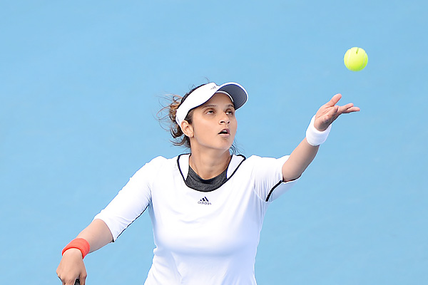 Dubai Open 2020 Sania-Caroline defeated Caterina-Ella Dubai Open 2020 Sania-Caroline defeated Caterina-Ella