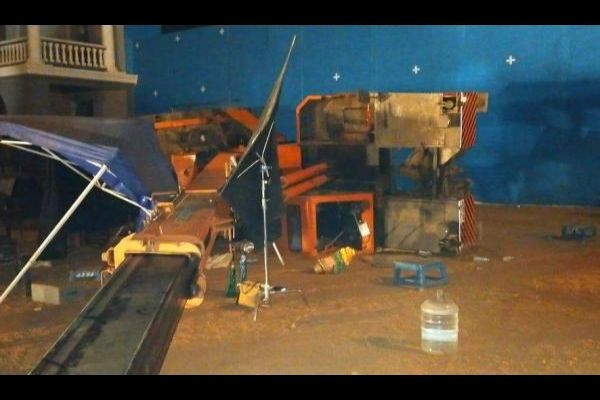 3 dead and 10 injured as crane collapsed on movie set in Chennai 3 dead and 10 injured as crane collapsed on movie set in Chennai