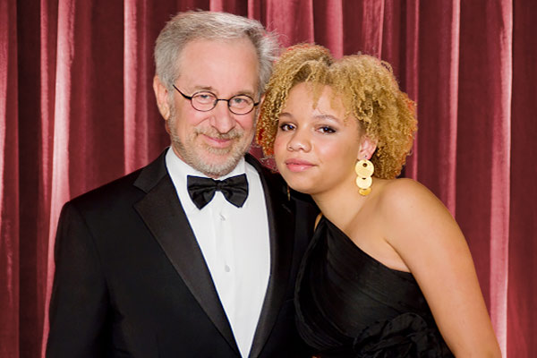 For money the daughter of porn star Steven Spielberg, Bolin For money the daughter of porn star Steven Spielberg, Bolin