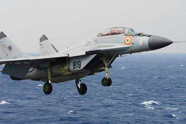 Indian Navy jet MiG-29k crashes in Goa, no casualties reported Indian Navy jet MiG-29k crashes in Goa, no casualties reported