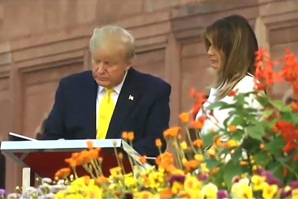 Donald Trump reaches Taj Mahal alongside wife Melania Donald Trump reaches Taj Mahal alongside wife Melania