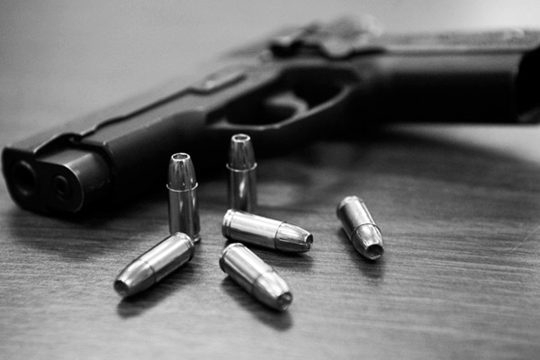 Delhi police inspector shoots himself dead Delhi police inspector shoots himself dead