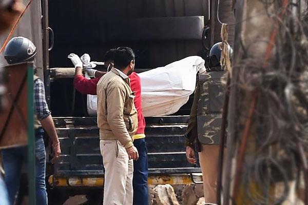 2 bodies pulled out of drain in northeast Delhi more corpses may be found, say cops 2 bodies pulled out of drain in northeast Delhi more corpses may be found, say cops