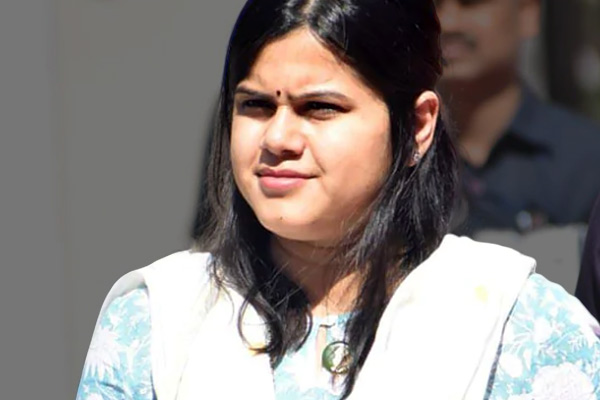 30 year old leader is the first pregnant MLA to attend the Assembly session 30 year old leader is the first pregnant MLA to attend the Assembly session