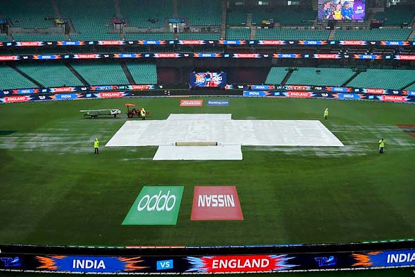India enter maiden final after rain forces abandoning of semi final India enter maiden final after rain forces abandoning of semi final