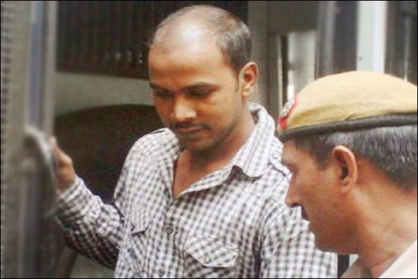 Convict Mukesh plea to refile curative and mercy petition rejected by Supreme Court Convict Mukesh plea to refile curative and mercy petition rejected by Supreme Court