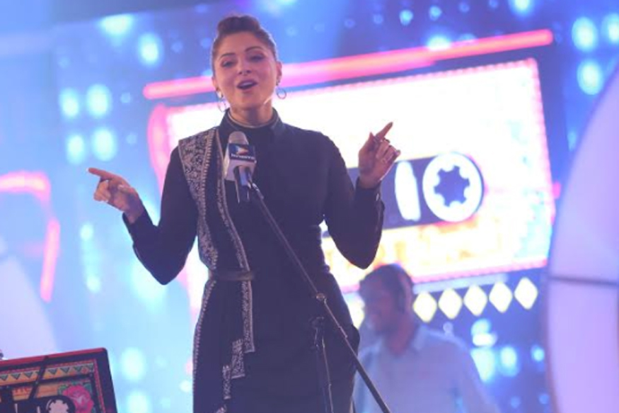 Renowned Bollywood singer tests positive for coronavirus Renowned Bollywood singer tests positive for coronavirus