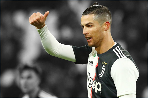 Ronaldo donates intensive care units to Portuguese hospitals Ronaldo donates intensive care units to Portuguese hospitals