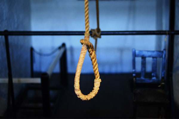 Cases of suicide increase in Kerala due to prohibition directive to CM Excise Department Cases of suicide increase in Kerala due to prohibition directive to CM Excise Department