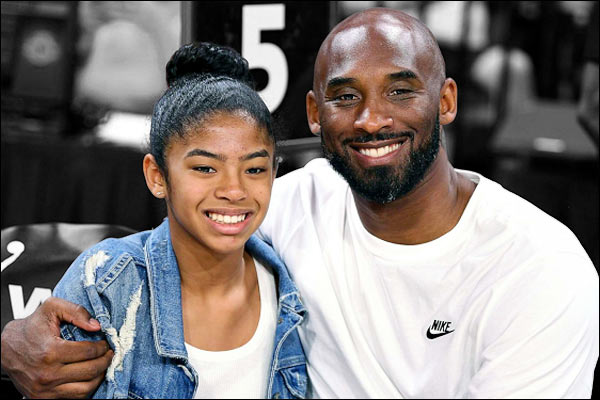 Kobe Bryant towel sold for Rs 25 lakh and 2 jackets auctioned at virtual auction Kobe Bryant towel sold for Rs 25 lakh and 2 jackets auctioned at virtual auction