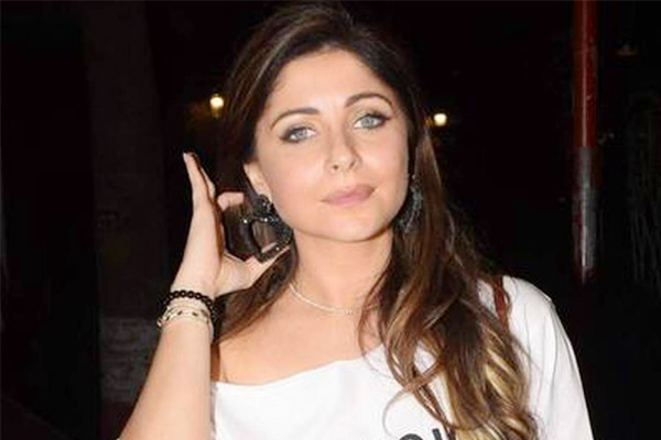 Kanika Kapoor sixth coronavirus report tests negative discharged from hospital Kanika Kapoor sixth coronavirus report tests negative discharged from hospital