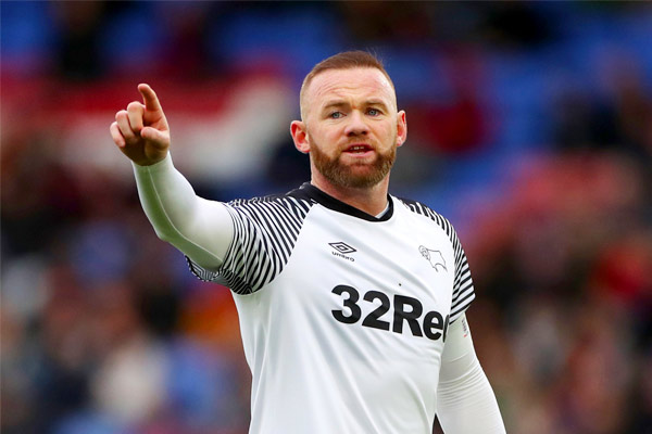 Rooney blasts disgraceful wage row in UK Rooney blasts disgraceful wage row in UK