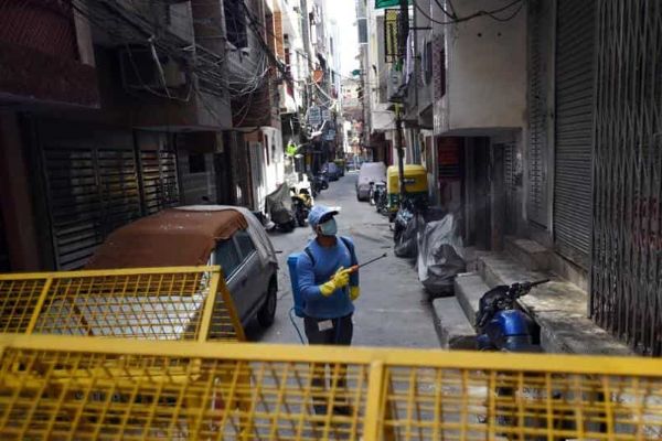 India sets up 1200 Covid-19 containment zones to fight the pandemic Maharashtra tops the list India sets up 1200 Covid-19 containment zones to fight the pandemic Maharashtra tops the list
