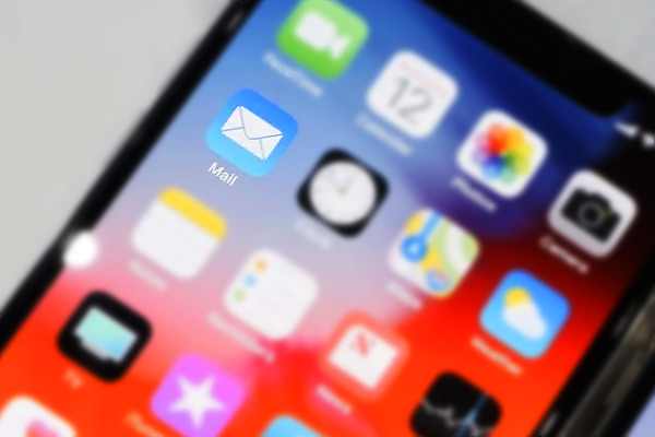 Apple says no evidence iPhone mail flaw used against customers Apple says no evidence iPhone mail flaw used against customers
