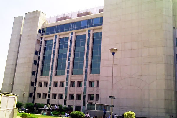 FIR on Sir Ganga Ram Hospital allegations of not following the guidelines of Corona investigation FIR on Sir Ganga Ram Hospital allegations of not following the guidelines of Corona investigation