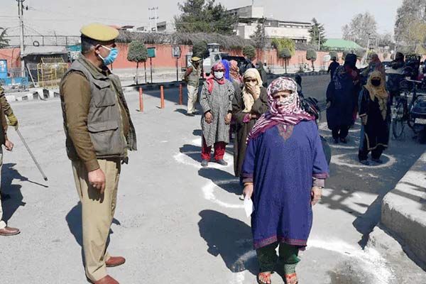 Jammu and Kashmir records highest single-day spike with 620 new COVID-19 cases Jammu and Kashmir records highest single-day spike with 620 new COVID-19 cases