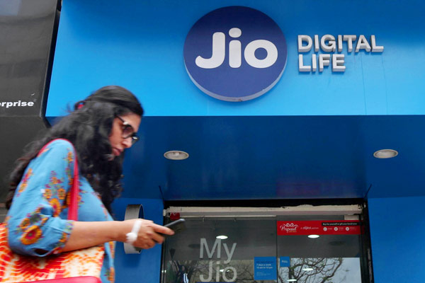 ntel Capital to invest Rs 1,894.50 crore in Jio Platforms ntel Capital to invest Rs 1,894.50 crore in Jio Platforms