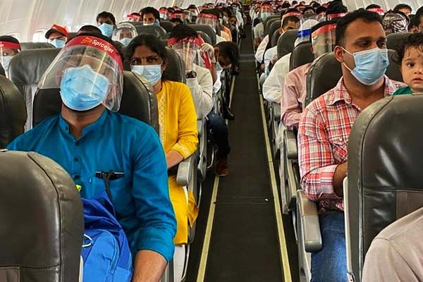 Filling middle seats in aircraft will double the risk of coronavirus warns MIT researchers Filling middle seats in aircraft will double the risk of coronavirus warns MIT researchers