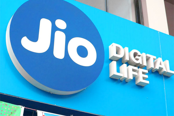 Jio platform bags Rs 30, 000 crore from investors in four key deals Jio platform bags Rs 30, 000 crore from investors in four key deals