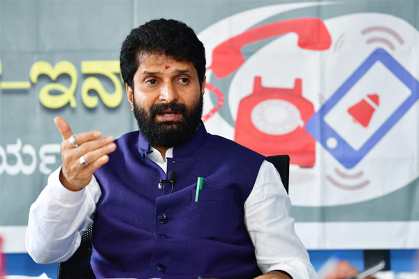 Karnataka Tourism Minister C.T. who was infected with Corona Sun Karnataka Tourism Minister C.T. who was infected with Corona Sun