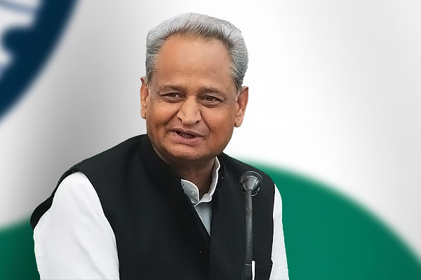 Ashok Gehlot calls in media to showcase strength after Pilot claims the CM has lost majority Ashok Gehlot calls in media to showcase strength after Pilot claims the CM has lost majority