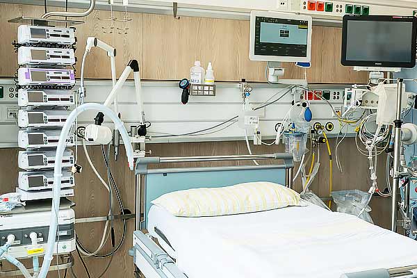 Centre lifts export ban on all ventilators after more than four-month halt Centre lifts export ban on all ventilators after more than four-month halt