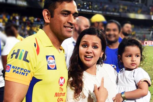 Family members allowed to be a part of IPL 2020 as per BCCI SOP Family members allowed to be a part of IPL 2020 as per BCCI SOP