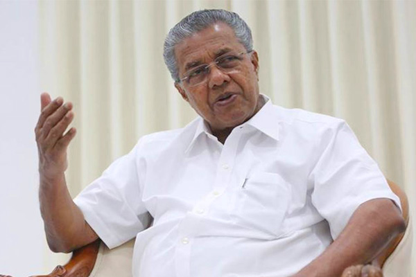 CM Pinarayi Vijayan asks all agencies to engage in rescue operations PM Modi speaks to Kerala CM CM Pinarayi Vijayan asks all agencies to engage in rescue operations PM Modi speaks to Kerala CM